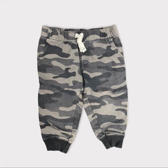 Carter's | 3/$15| Gray Cameo Baby Sweats - Picture 1 of 3